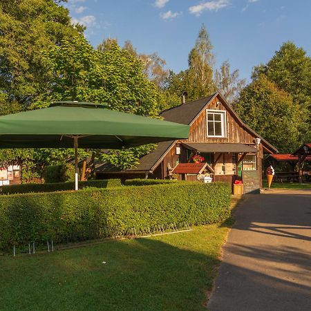 Gasthaus & Pension Am Kurfuerstendamm Burg  Zewnętrze zdjęcie