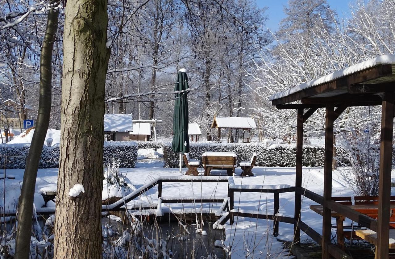 Gasthaus & Pension Am Kurfuerstendamm Burg  Zewnętrze zdjęcie