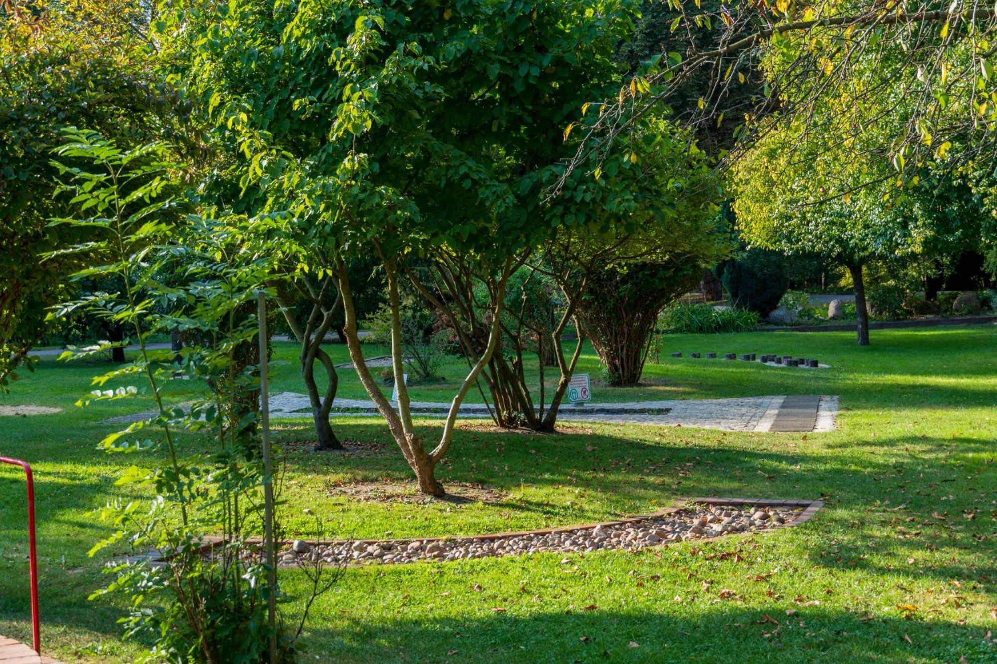 Gasthaus & Pension Am Kurfuerstendamm Burg  Zewnętrze zdjęcie