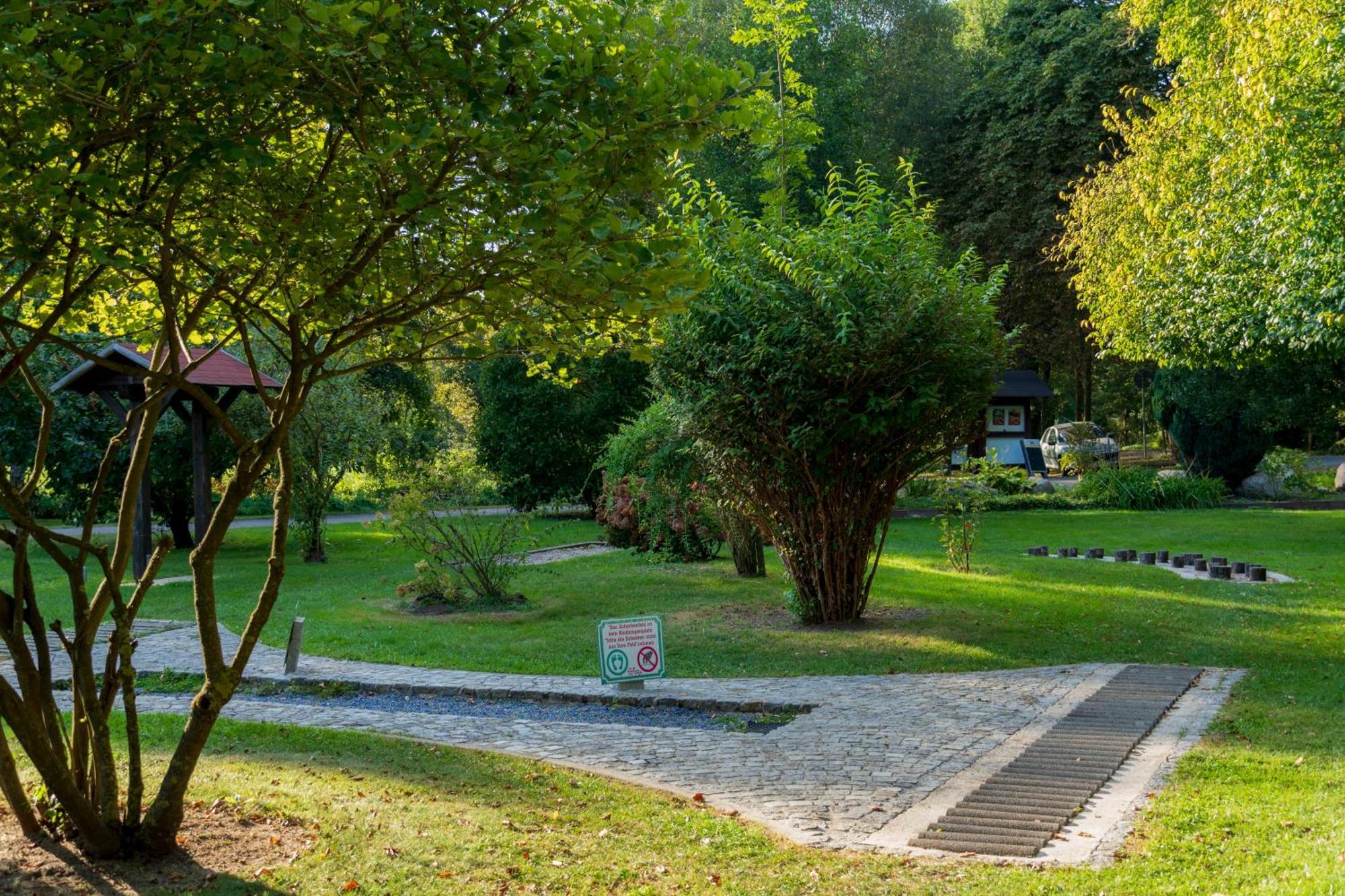 Gasthaus & Pension Am Kurfuerstendamm Burg  Zewnętrze zdjęcie