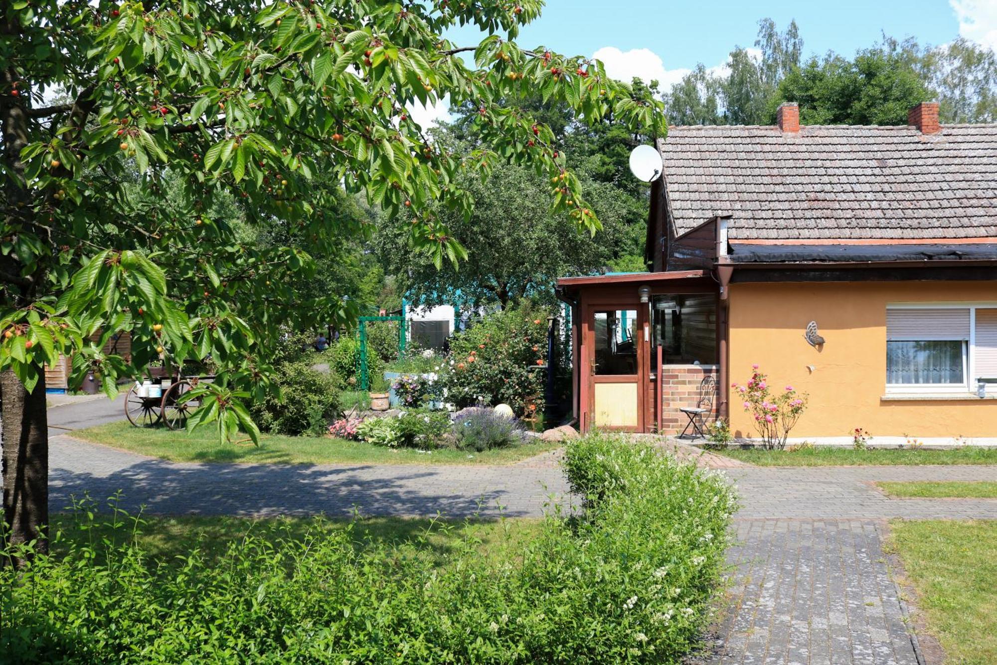 Gasthaus & Pension Am Kurfuerstendamm Burg  Zewnętrze zdjęcie