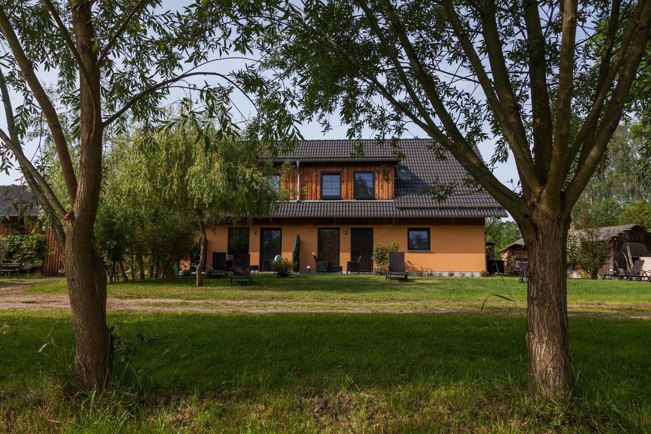 Gasthaus & Pension Am Kurfuerstendamm Burg  Zewnętrze zdjęcie